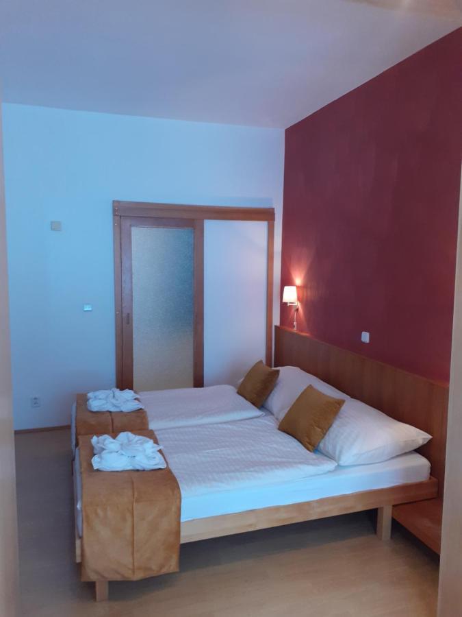 Hotel Gold Hotel 3*